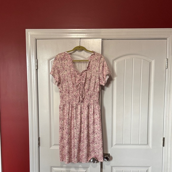 Amazon Dresses & Skirts - Amazon Pink Floral Mini Dress